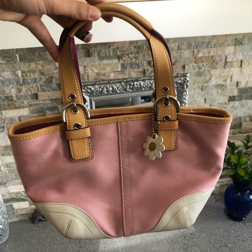 Authentic vintage pink daisy coach bag